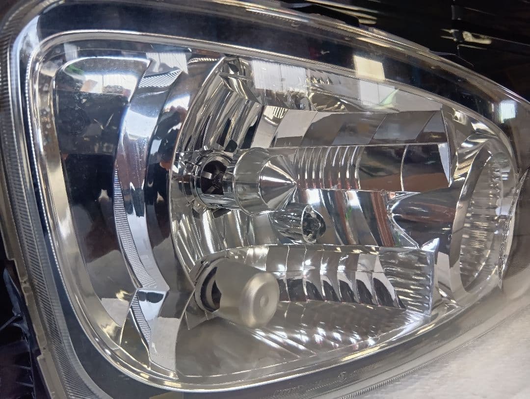 日野レンジャーHID左右ヘッドライト