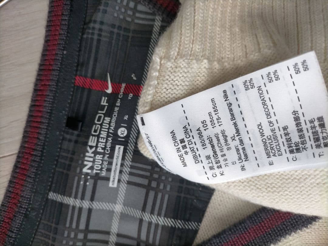 NIKE GOLF 肘当て付き Vネック セーター