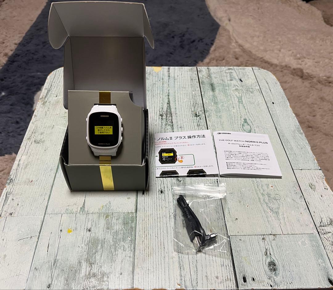 ゴルフ用距離計 NORM II PLUS ホワイト