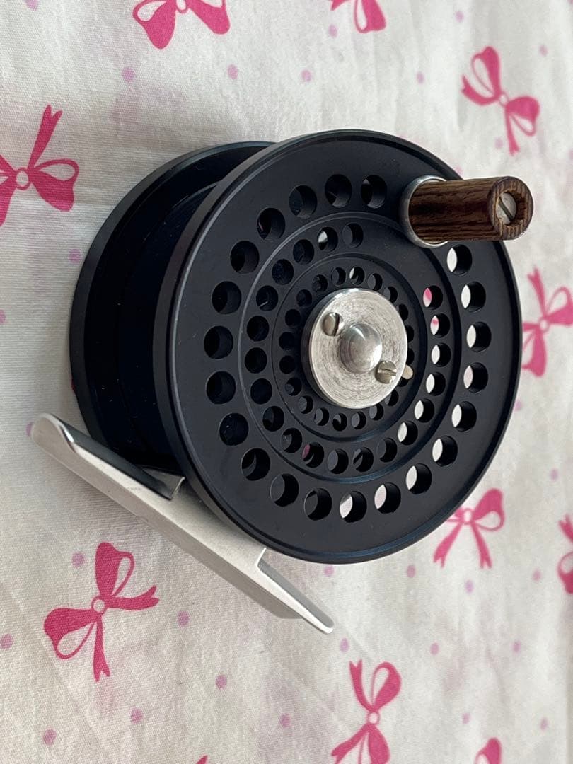 未使用 フライリール ufm ウエダ カンタータ そっくりさん