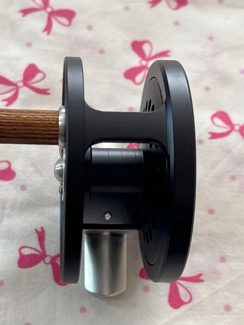 未使用 フライリール ufm ウエダ カンタータ そっくりさん