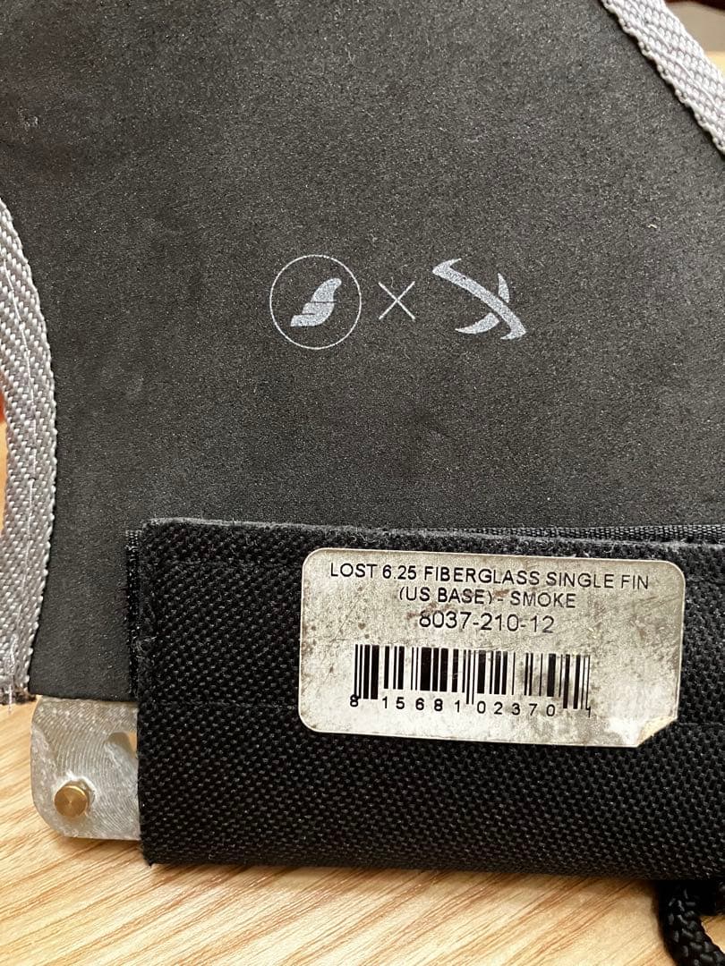 LOST　FIBER GLASSシングルフィン6,25インチ新品
