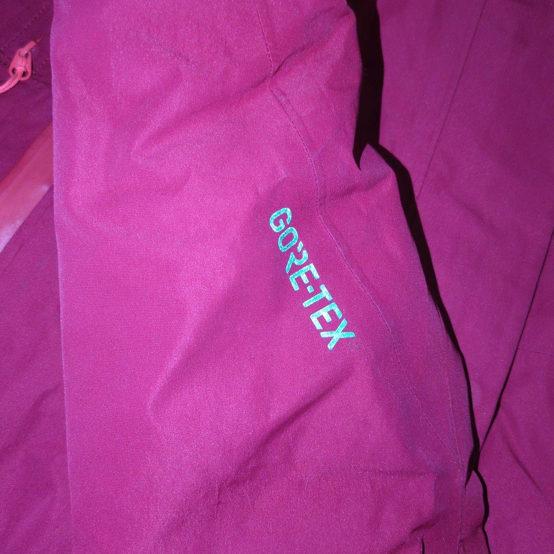 ROXY　GORE-TEXジャケットＳ　 パンツＭ　上下セットアップ