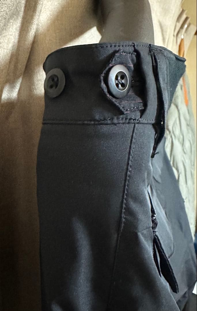 入手困難 新品 未使用 シンイチロウアラカワ カーゴパンツ Mサイズ 黒 自転車