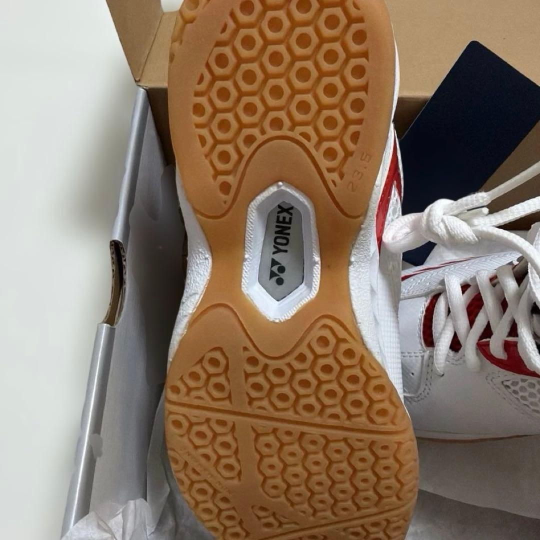 YONEX シューズ 23.5cm