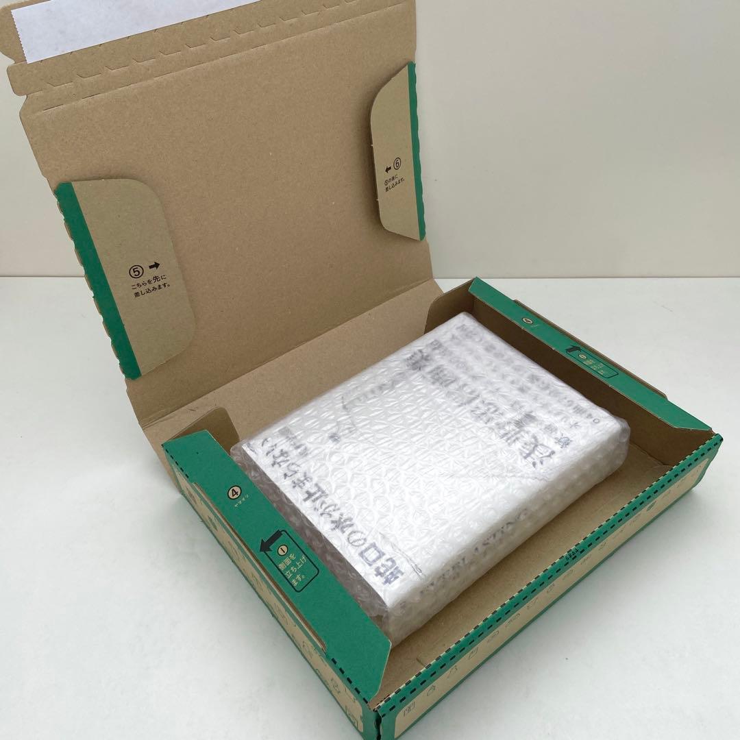 浅野忠信 画集「蛇口の水が止まらない」サイン本