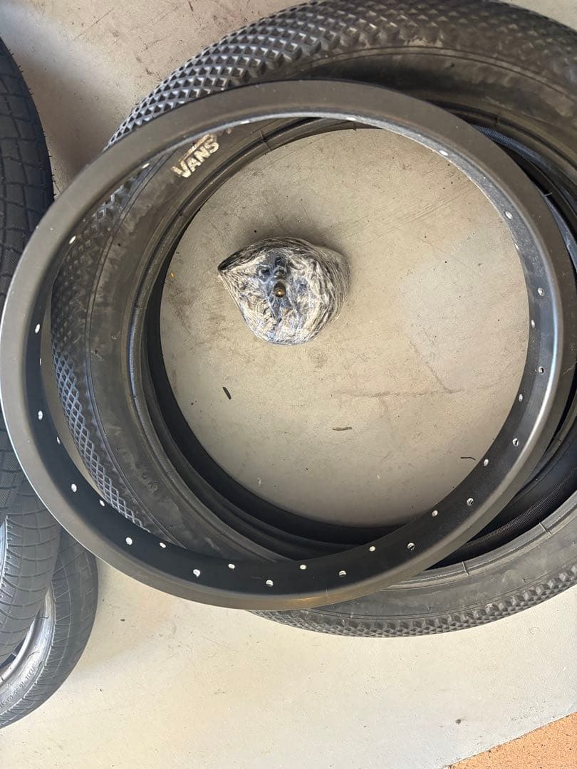 bmx 16インチ用タイヤセットzen cult animal odyssey