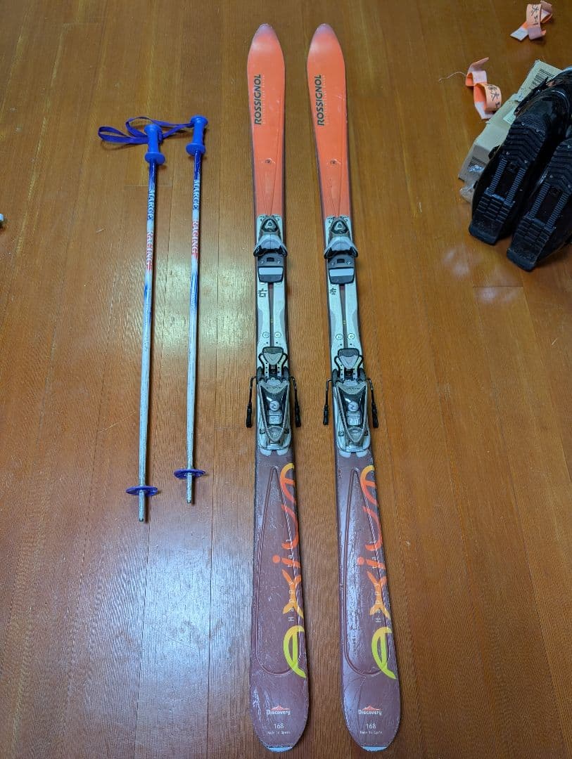 スキーセット RossignolスキーとRexxamスキーブーツ ストック