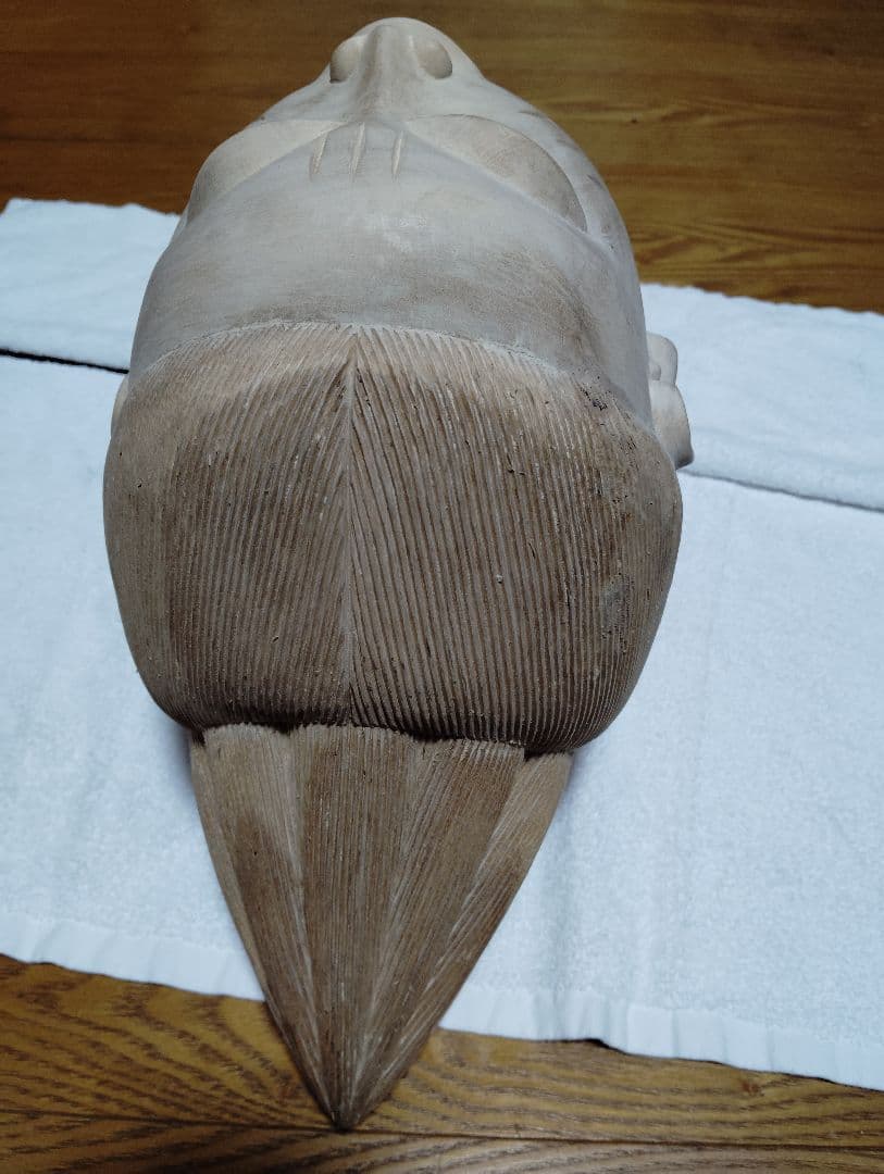 ベナン出身彫刻師　手作りの木製御面　アフリカ彫刻　現代アーティスト　美品　芸術品