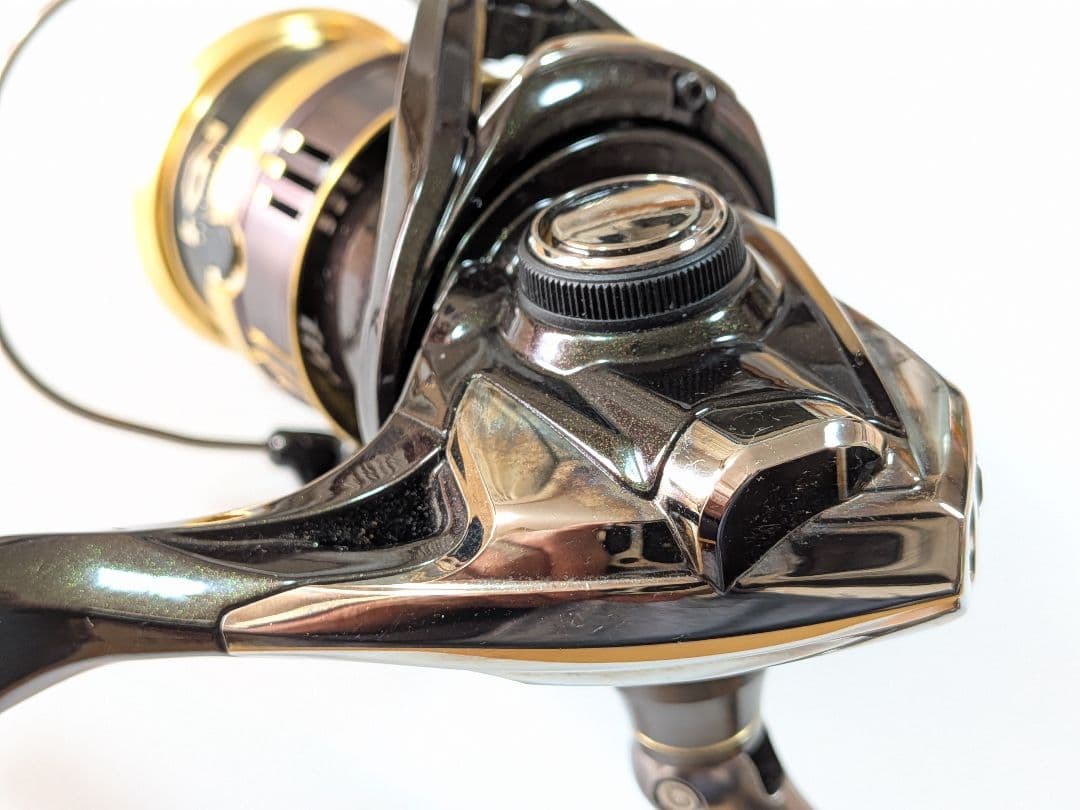 美品 : シマノリール・18カーディフCI4+1000s ／傷・汚れナシ