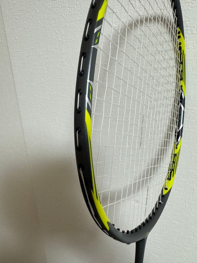 YONEX アークセイバー7プロ　4UG5
