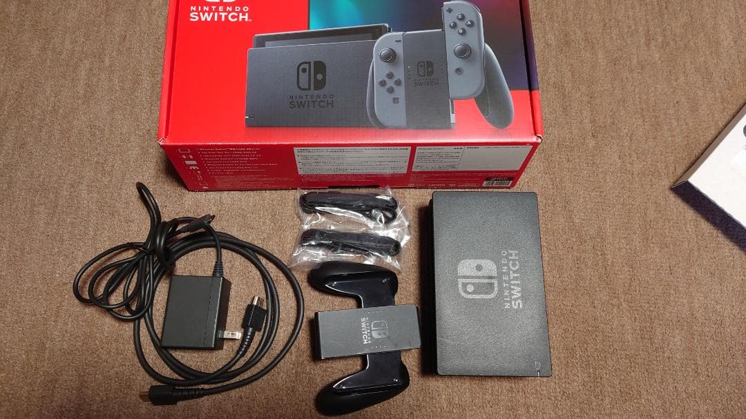 中古品　Nintendo Switch 本体 リングフィットアドベンチャー