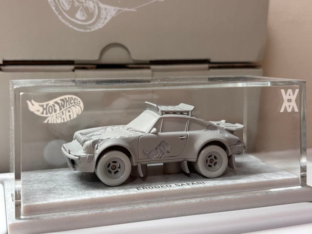 ホットウィール \"Hot Wheels x Daniel Arsham Lap4