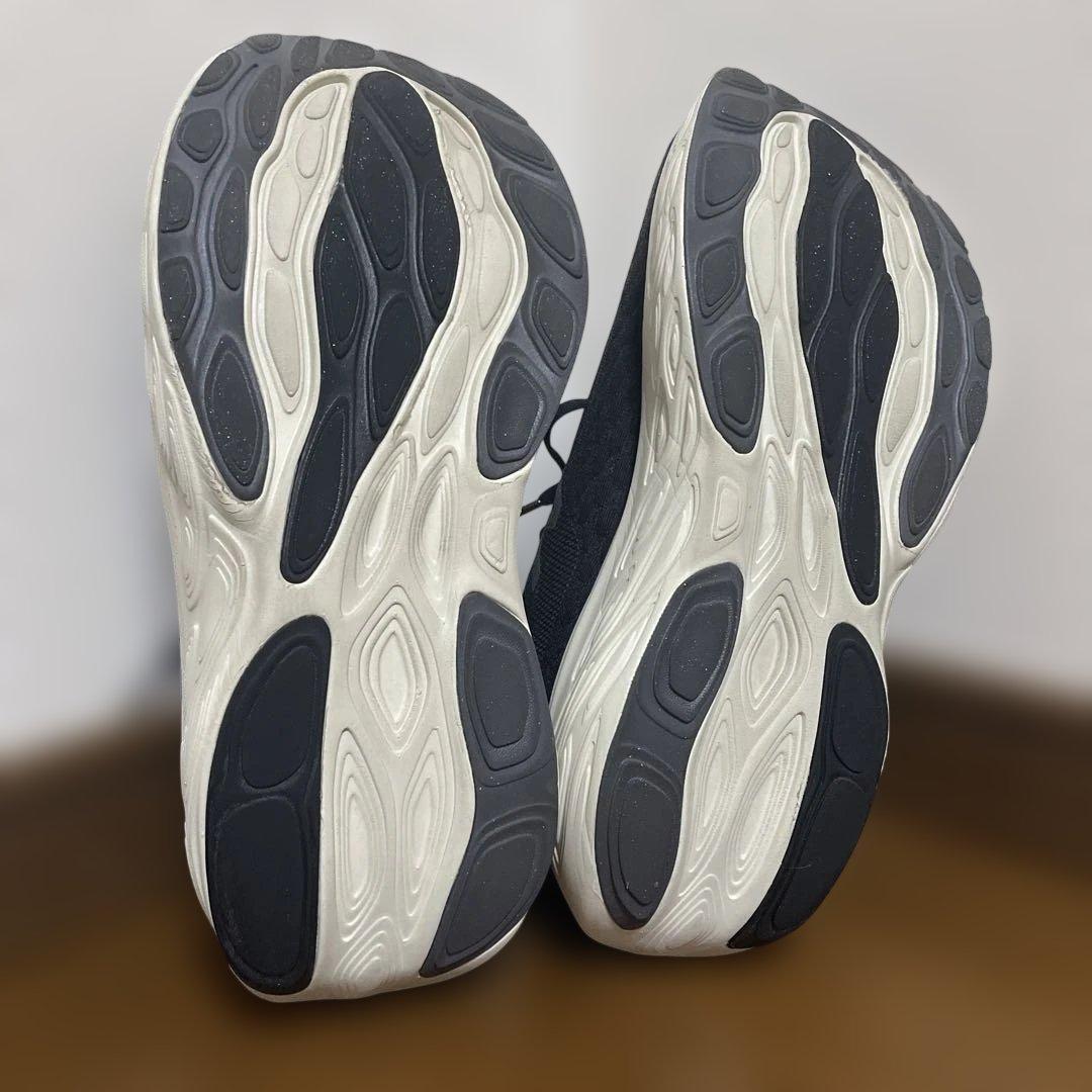 ニューバランス　M1080B14 26cm 2E