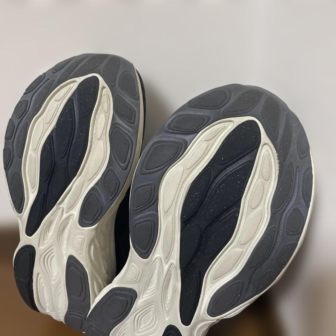 ニューバランス　M1080B14 26cm 2E