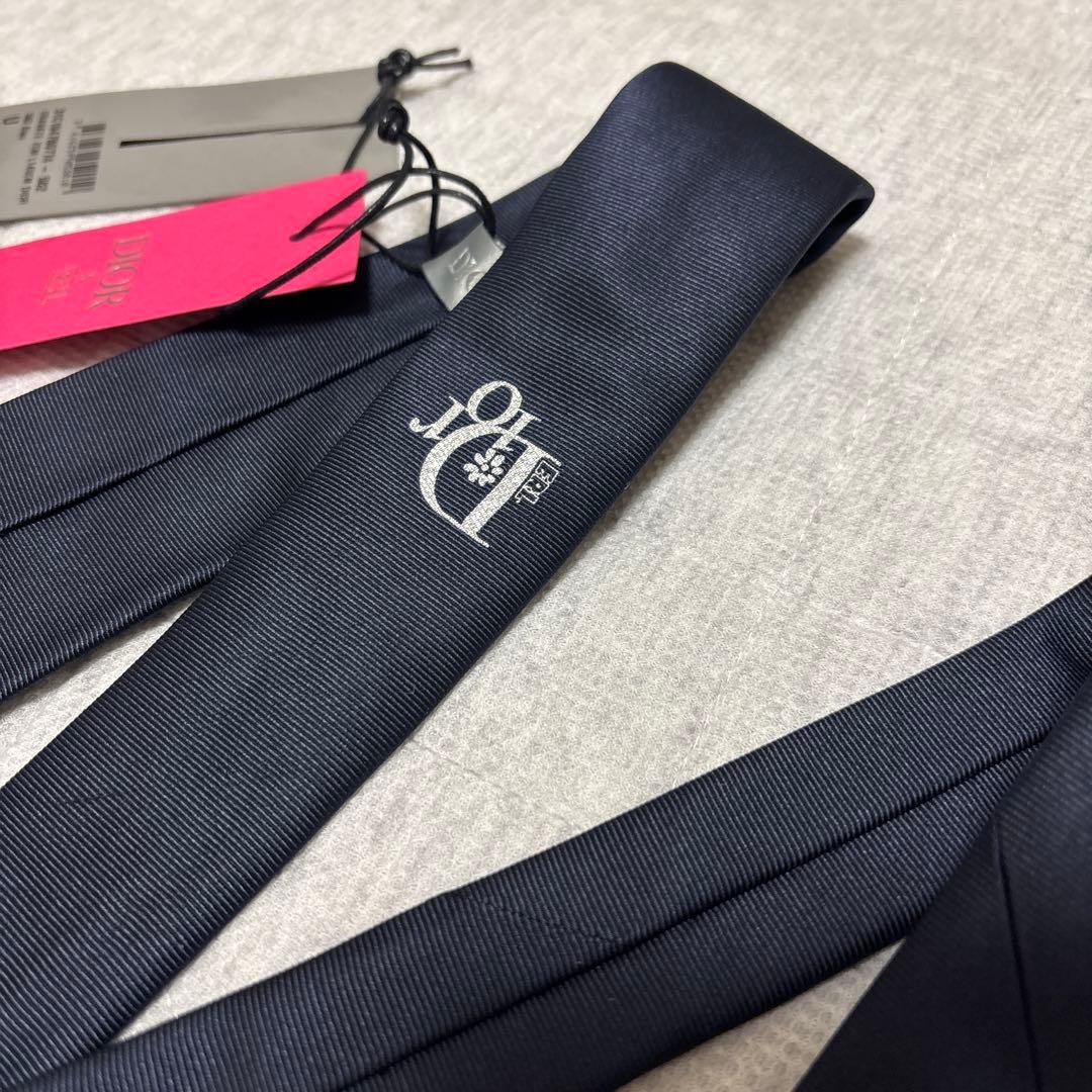DIOR × ERL コラボ　ネクタイ　ネイビー　ナロータイ　ロゴ　希少