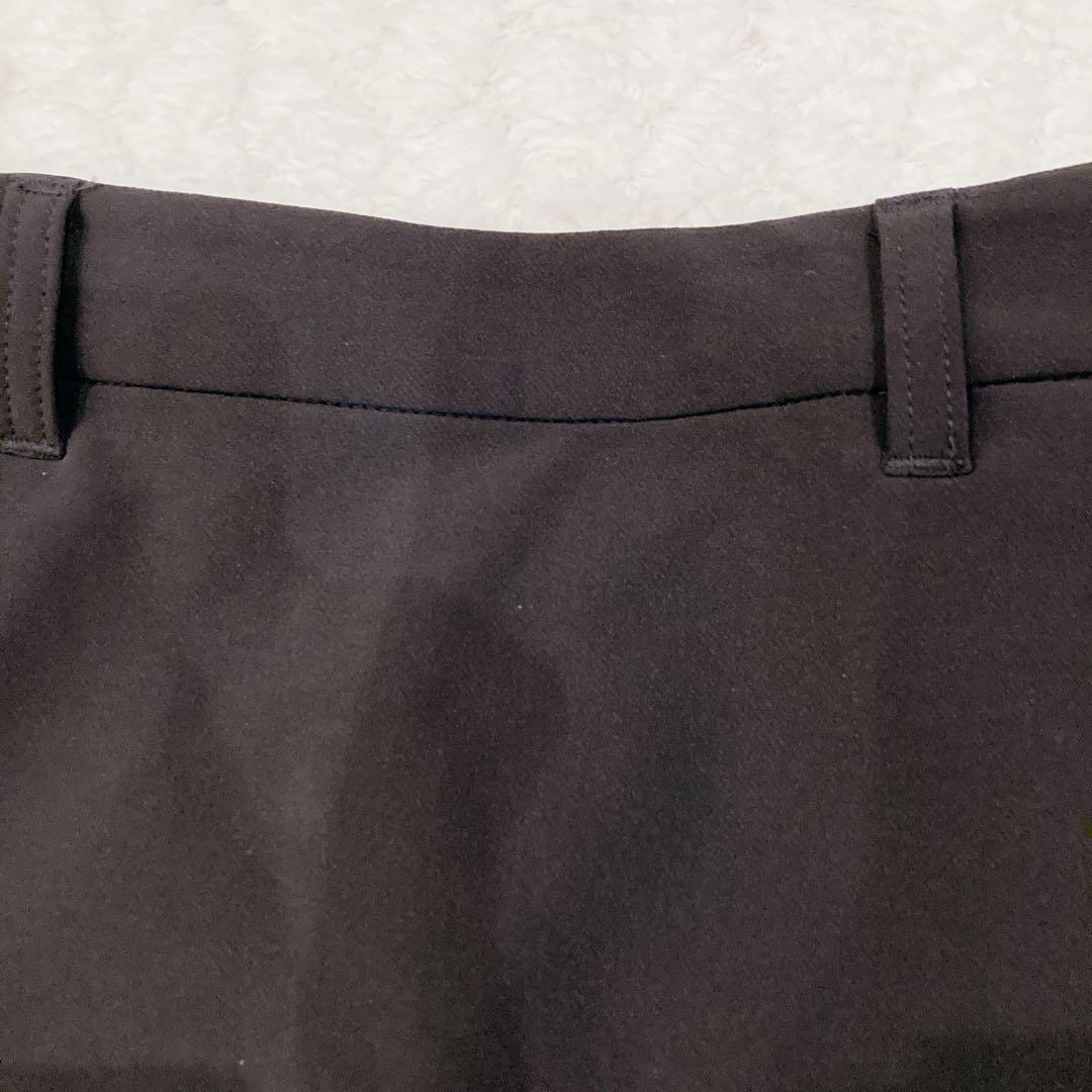 【美品】ニューバランス ストレッチ プリーツ スカート 台形 ブラック 黒 ロゴ