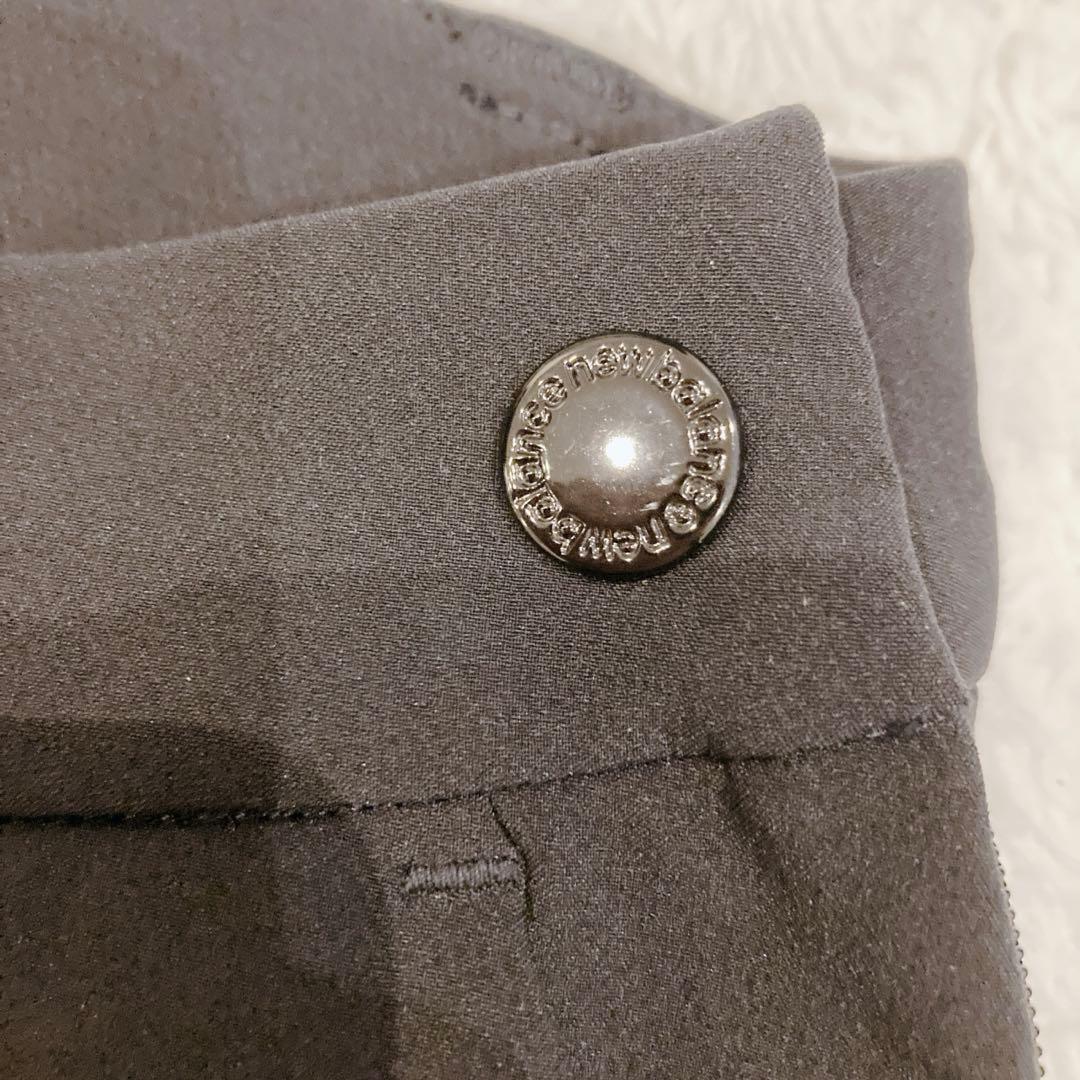 【美品】ニューバランス ストレッチ プリーツ スカート 台形 ブラック 黒 ロゴ