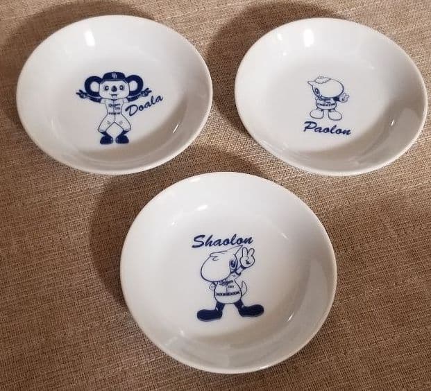 中日ドラゴンズ　美濃焼小皿3枚セット　ドアラ　シャオロン　パオロン