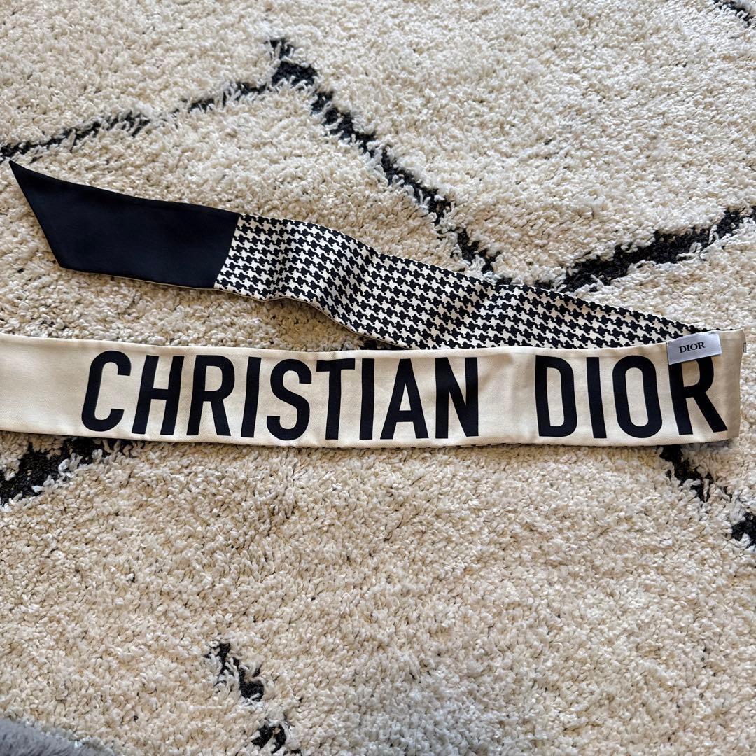 Christian Dior モンターニュ スカーフ