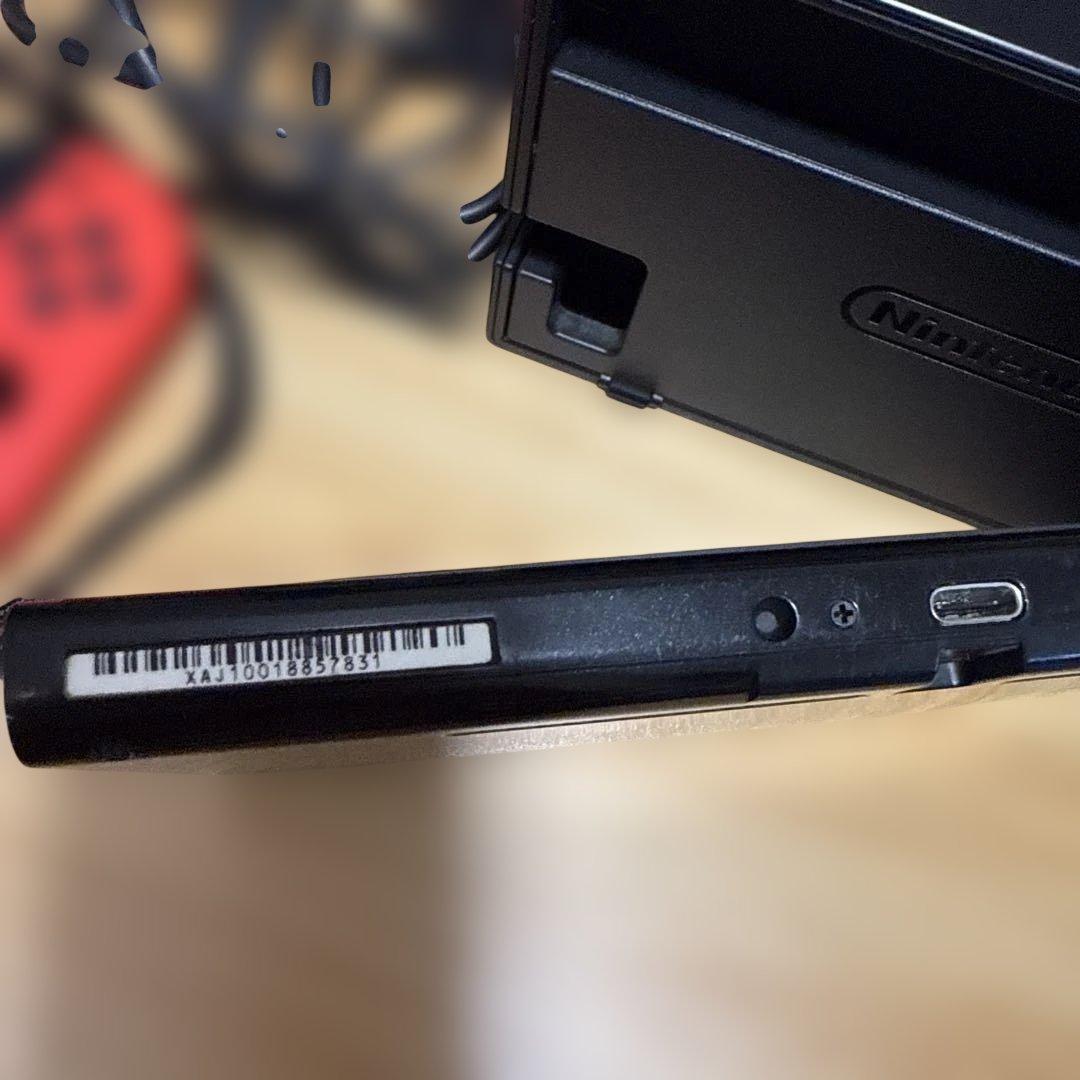 純正美品　Nintendo Switch 本体 ジョイコン他セット