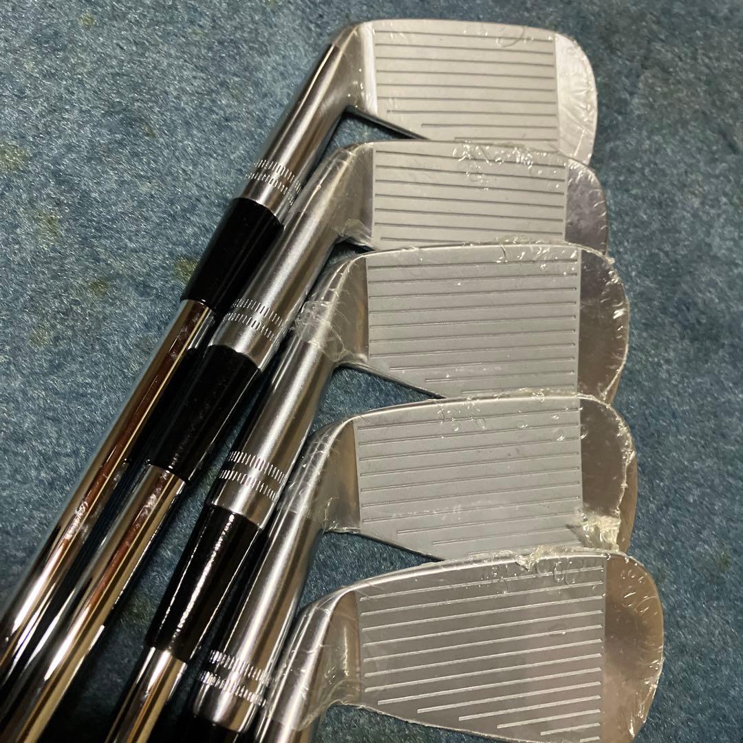 Wilson STAFF TOUR BRADE 9本 3I-9I,P,S DG