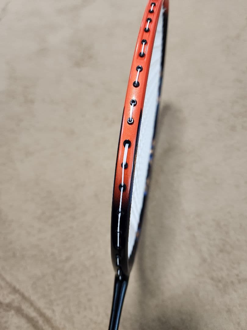 ヨネックス バドミントンラケット アストロクス 77 ツアー　YONEX