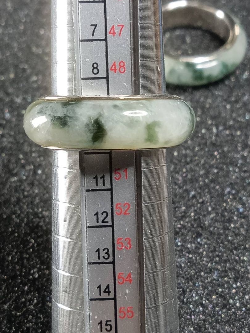 値下げ✨新品✨天然翡翠✨くりぬきリング シルバー無処理　無含浸無着色　A貨