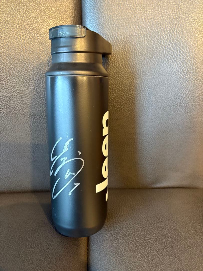 千葉ロッテマリーンズ　Jeep Stanley サイン入りボトル