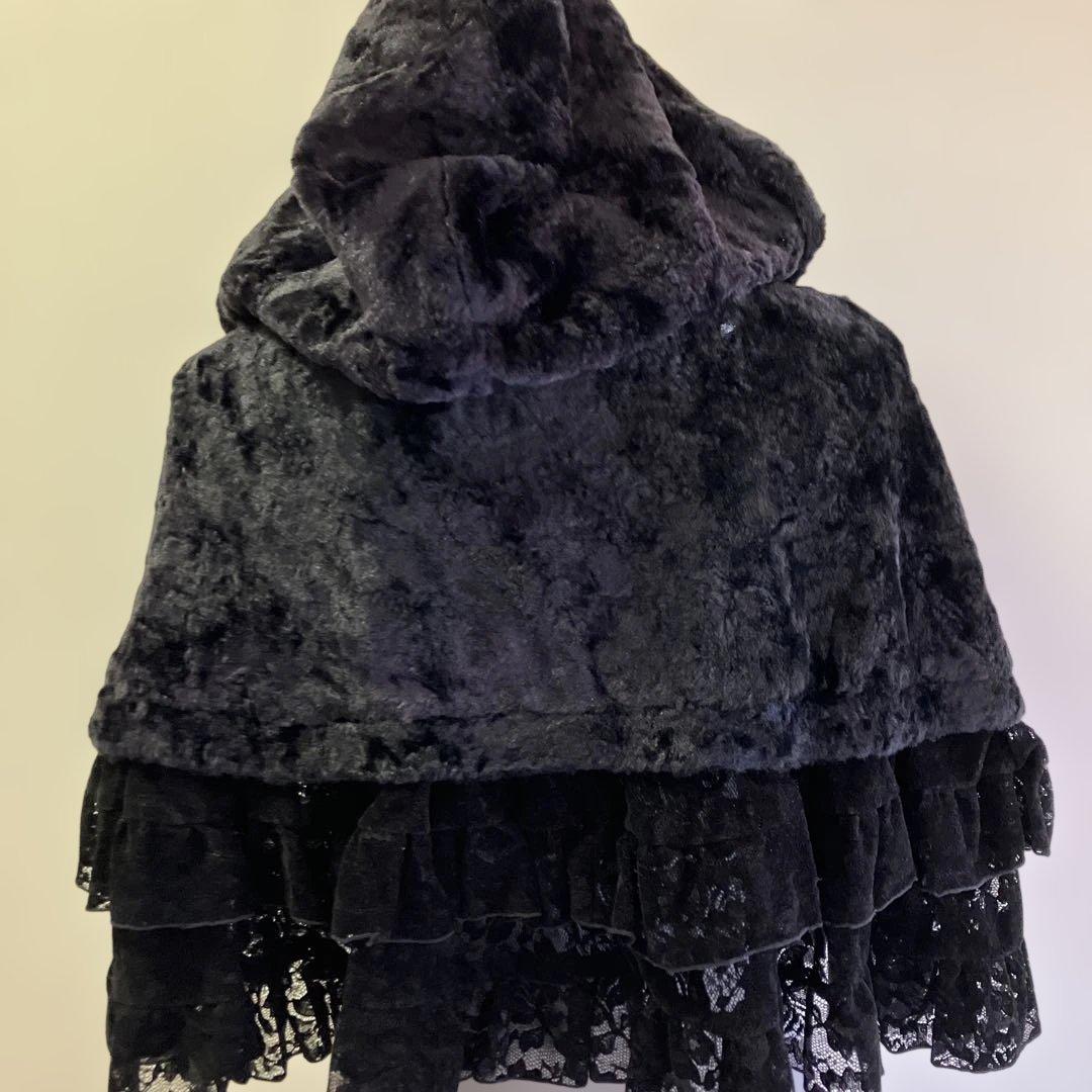 ブラックピースナウ　ケープ