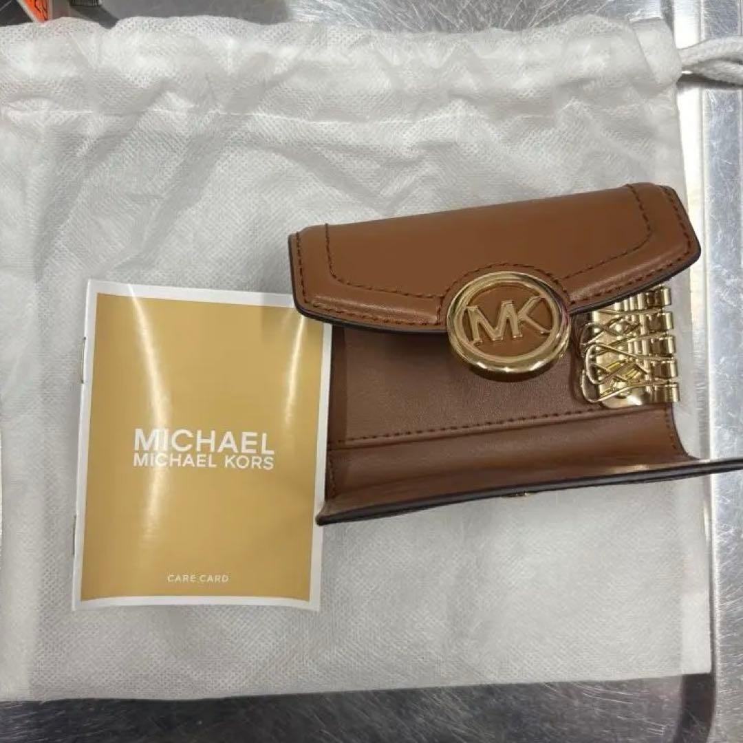 MICHAEL KORS ブラウン キーケース
