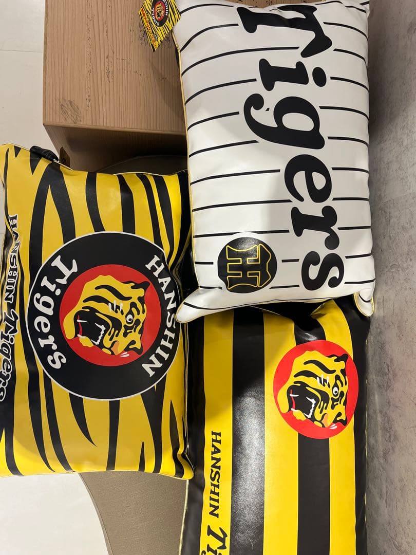Hanshin Tigers クッションセット　3種　GIGO限定
