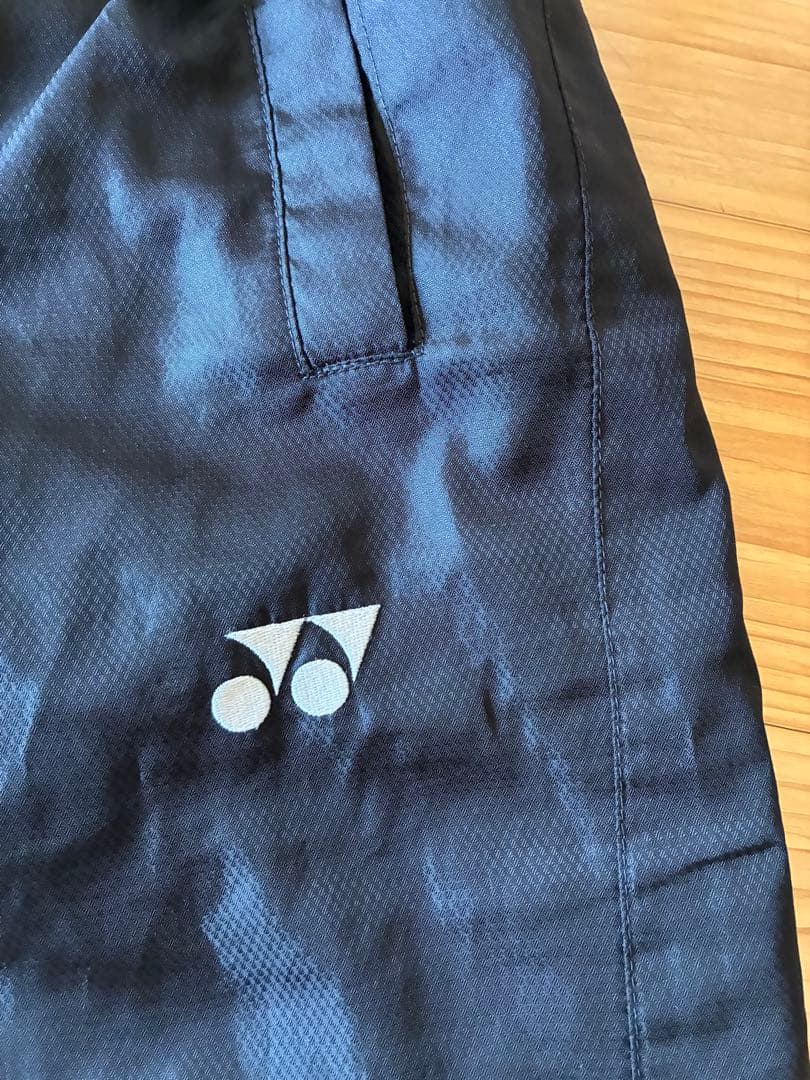 ヨネックス☆ウィンドブレーカー☆ジャージ　上下セット　赤　ウォームアップウェア