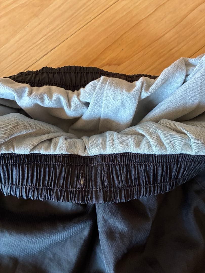 ヨネックス☆ウィンドブレーカー☆ジャージ　上下セット　赤　ウォームアップウェア