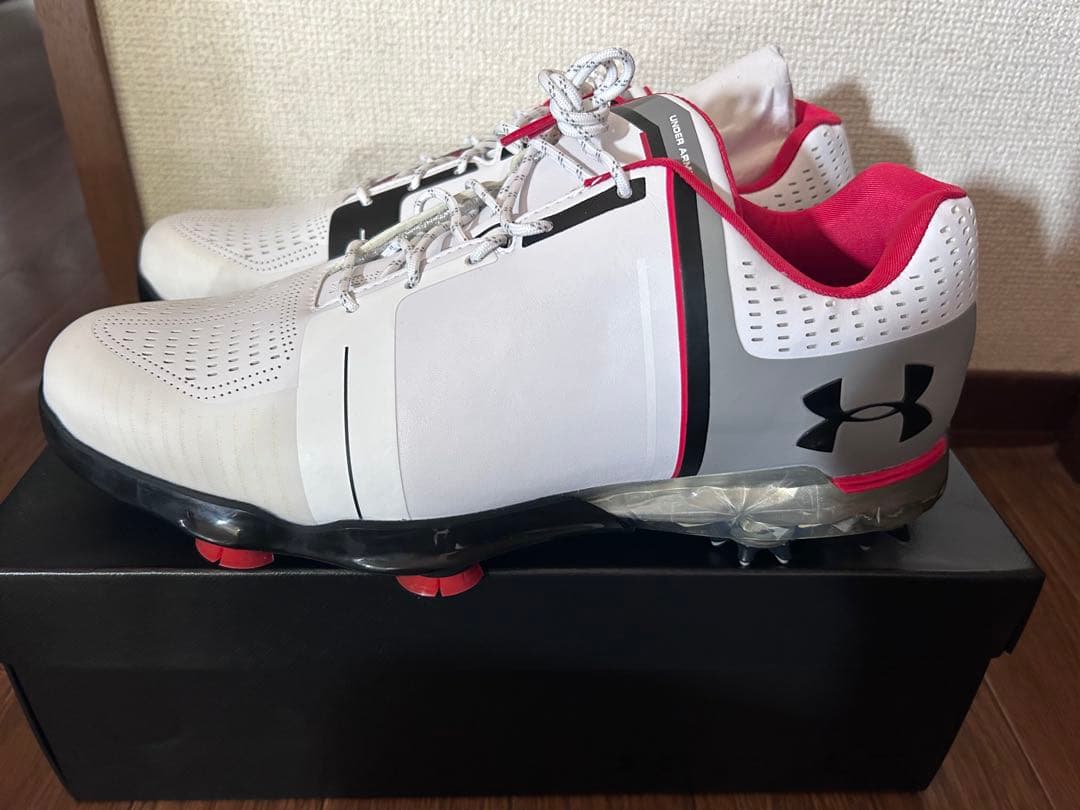アンダーアーマー　ゴルフシューズ　28.5cm
