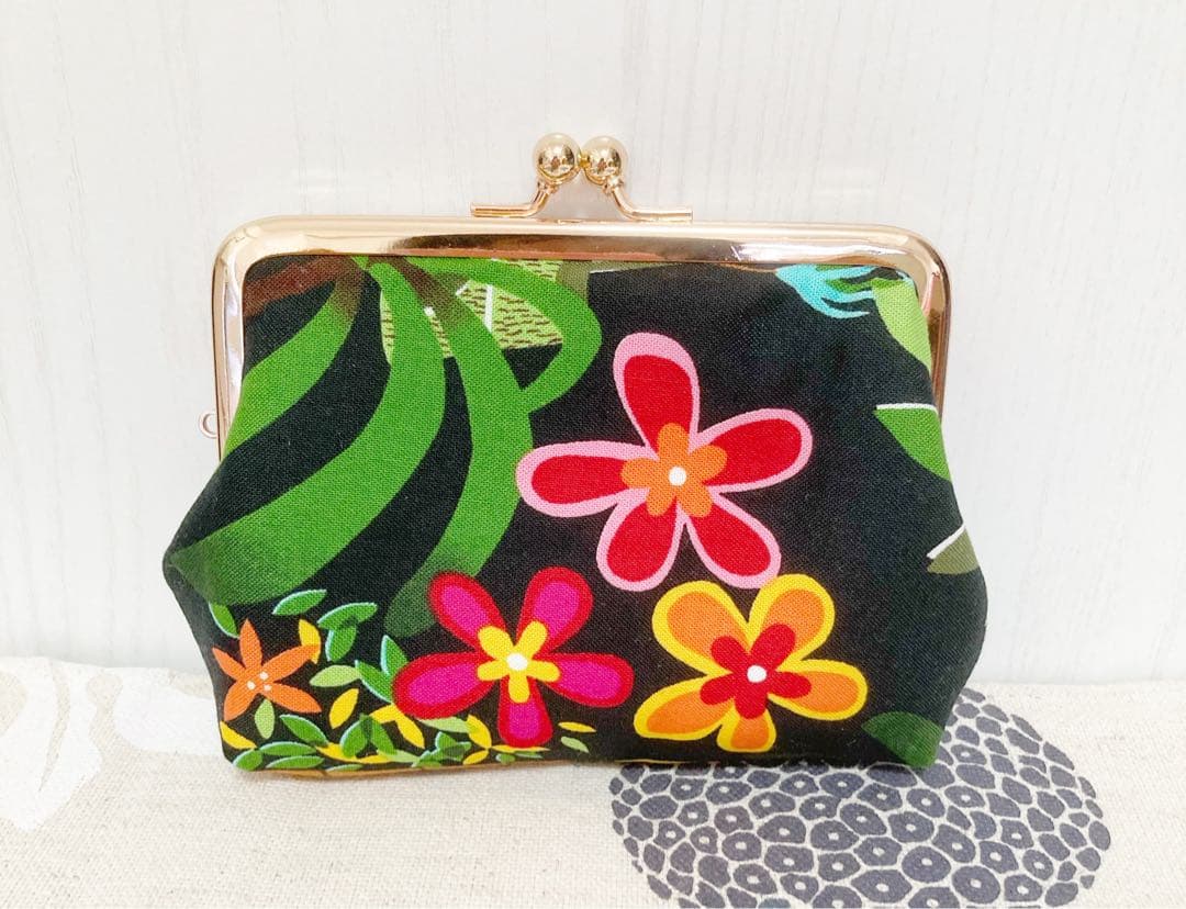 フラダンス Mari