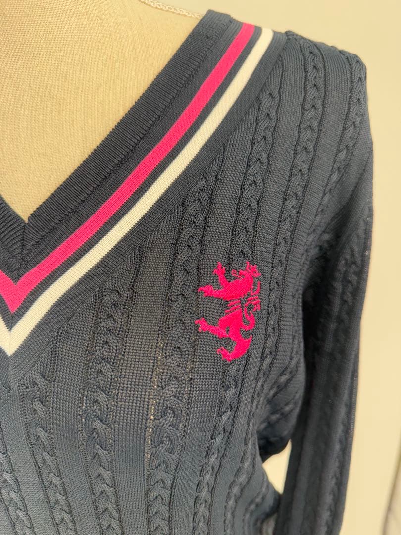 新品未使用AdmiralアドミラルM ダークグレー Vネック セーター15400