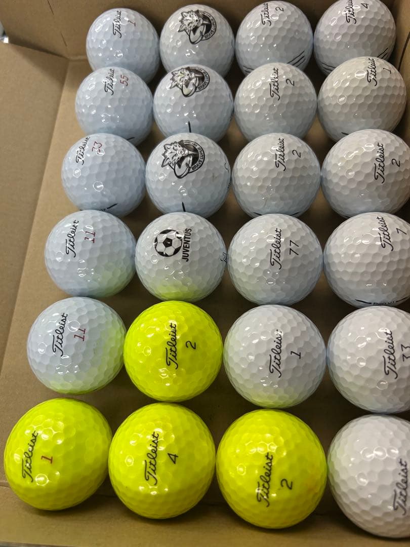タイトリスト中古ゴルフボール　25年ニューモデル プロv1、v1x おまけ付き