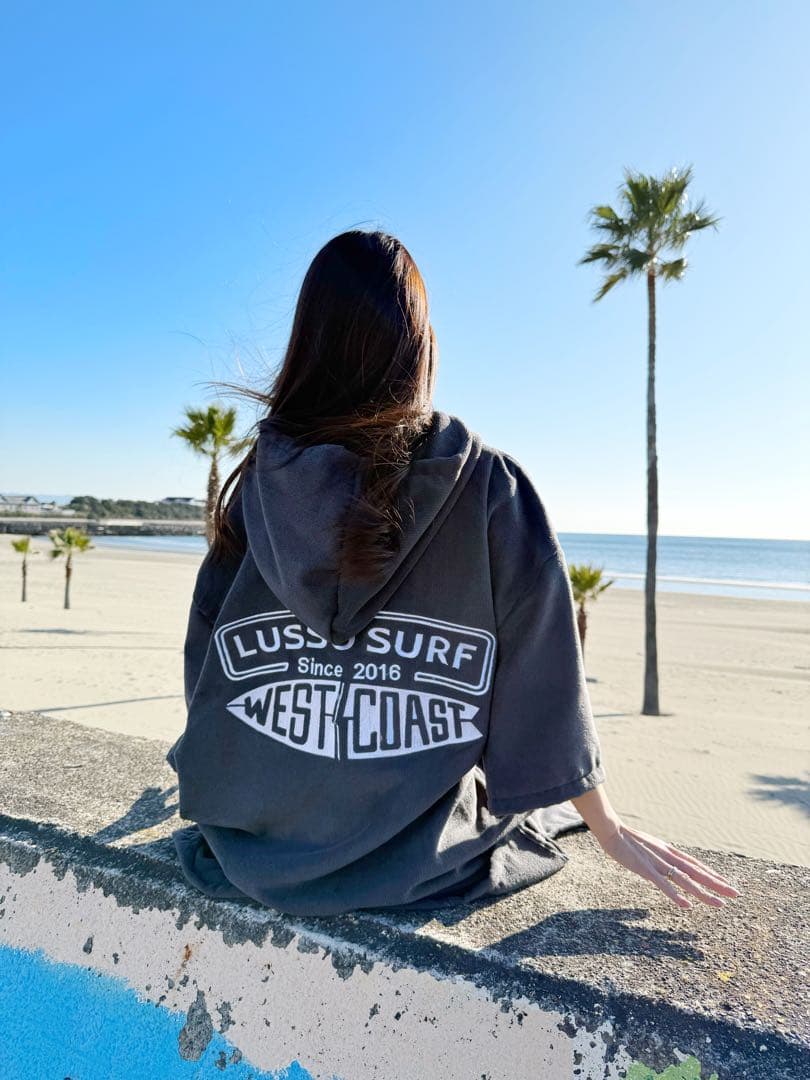 秋に便利　LUSSO SURF お着替えポンチョ　グレー⭐︎送料込み