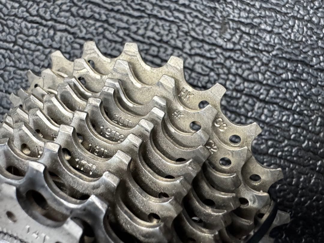 最終 値下げ シマノ 105 5600アルテグラ 6600 スプロケ 送料込み