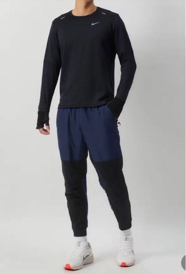 NIKE  ナイキ  撥水加工　トレーニングパンツ　ジョガーパンツ