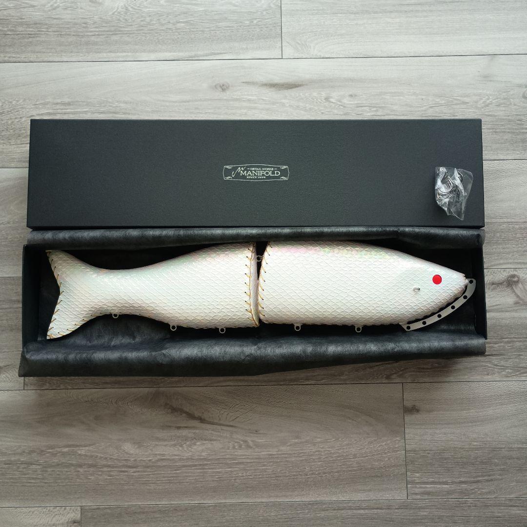 MANIFOLD ビッグベイトルアー ホワイトレインボー