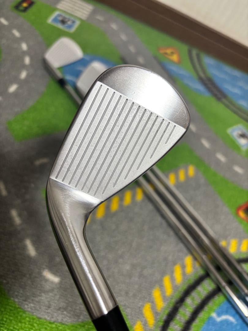 美品 タイトリスト T100（2023)アイアン DGS200 5I〜PW