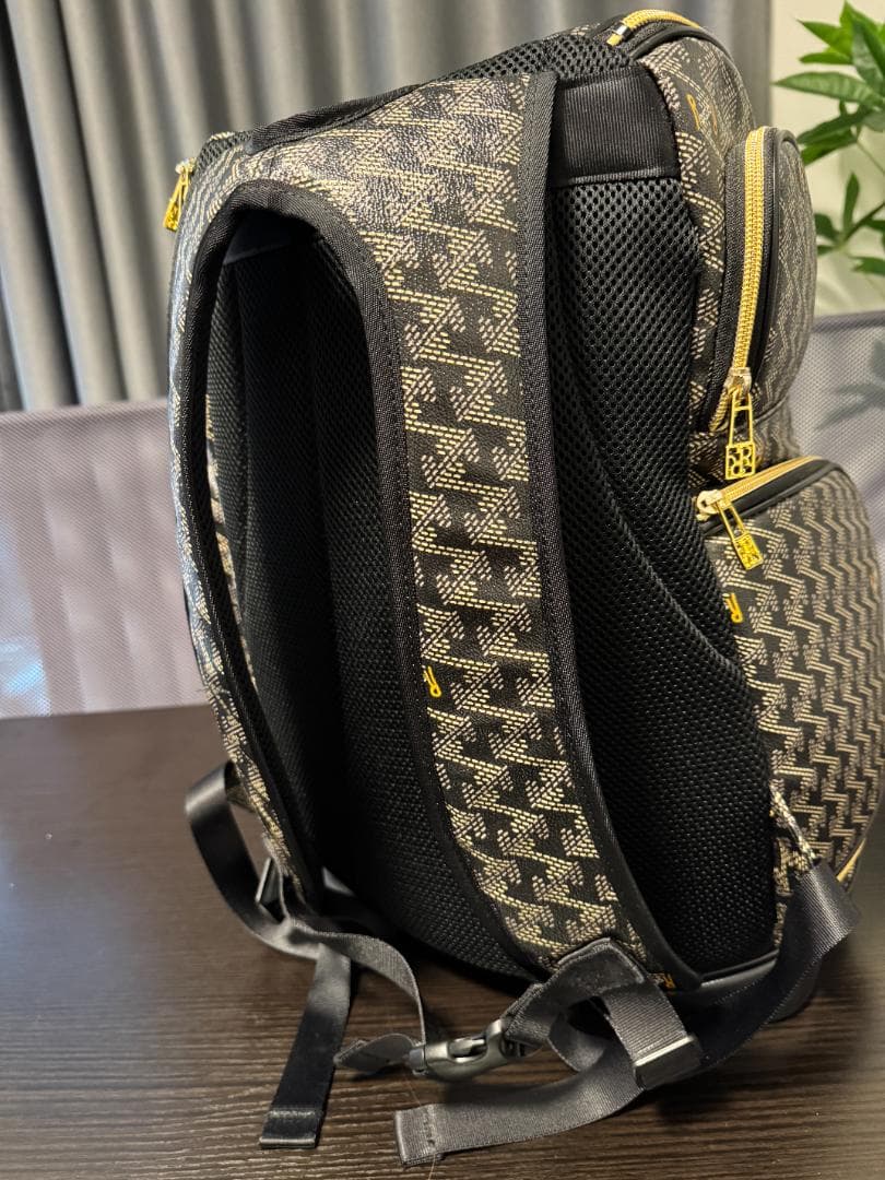 【限定】Resurrection Larus No.1 Black&Gold