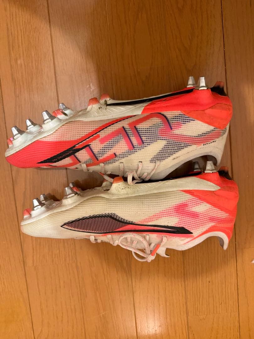 PUMA スパイク　鉄ポイント