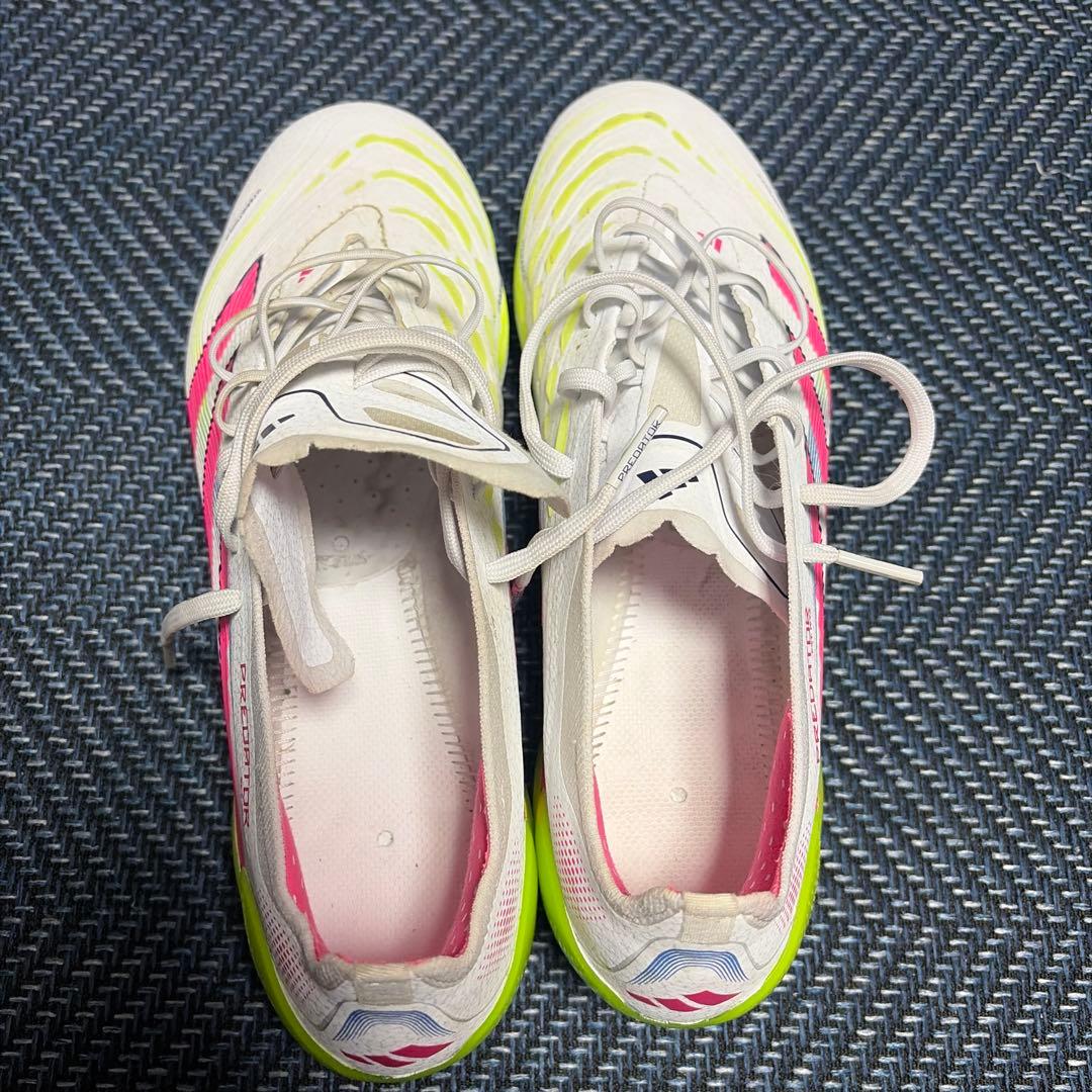 adidas Predator サッカーシューズ取り替え式