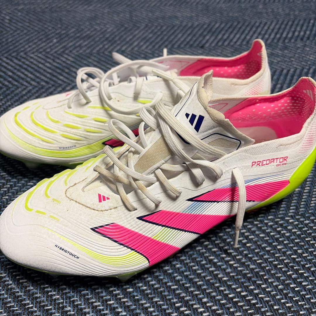 adidas Predator サッカーシューズ取り替え式