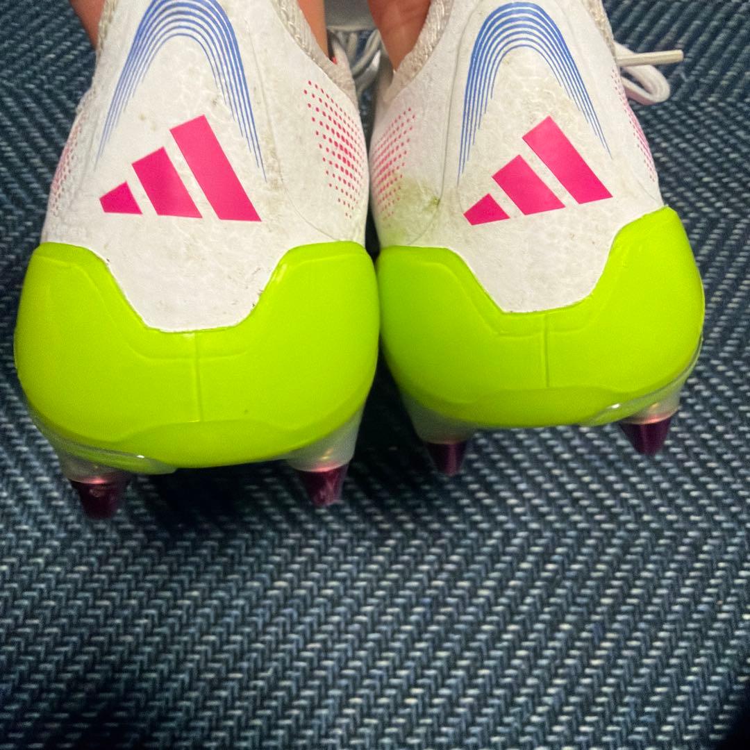 adidas Predator サッカーシューズ取り替え式