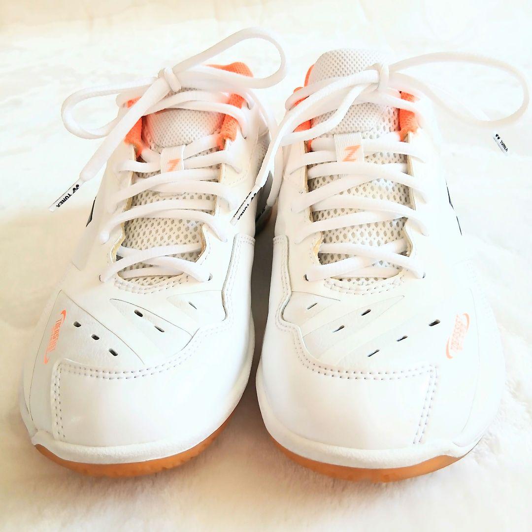 YONEX バドミントンシューズ 24.5cm ホワイト/オレンジ