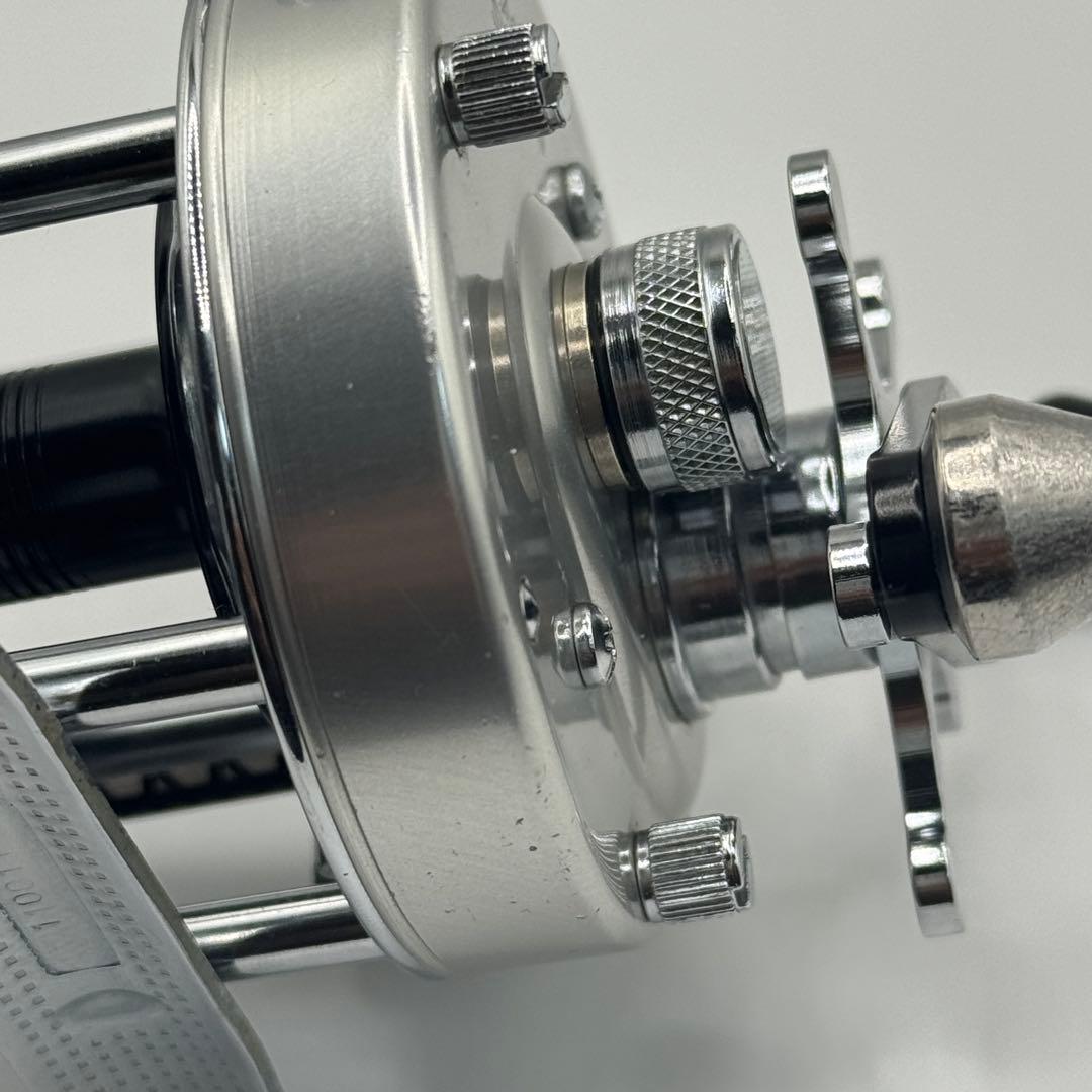 Abu アンバサダー 5500CS pro Rocket ハンドルカスタム